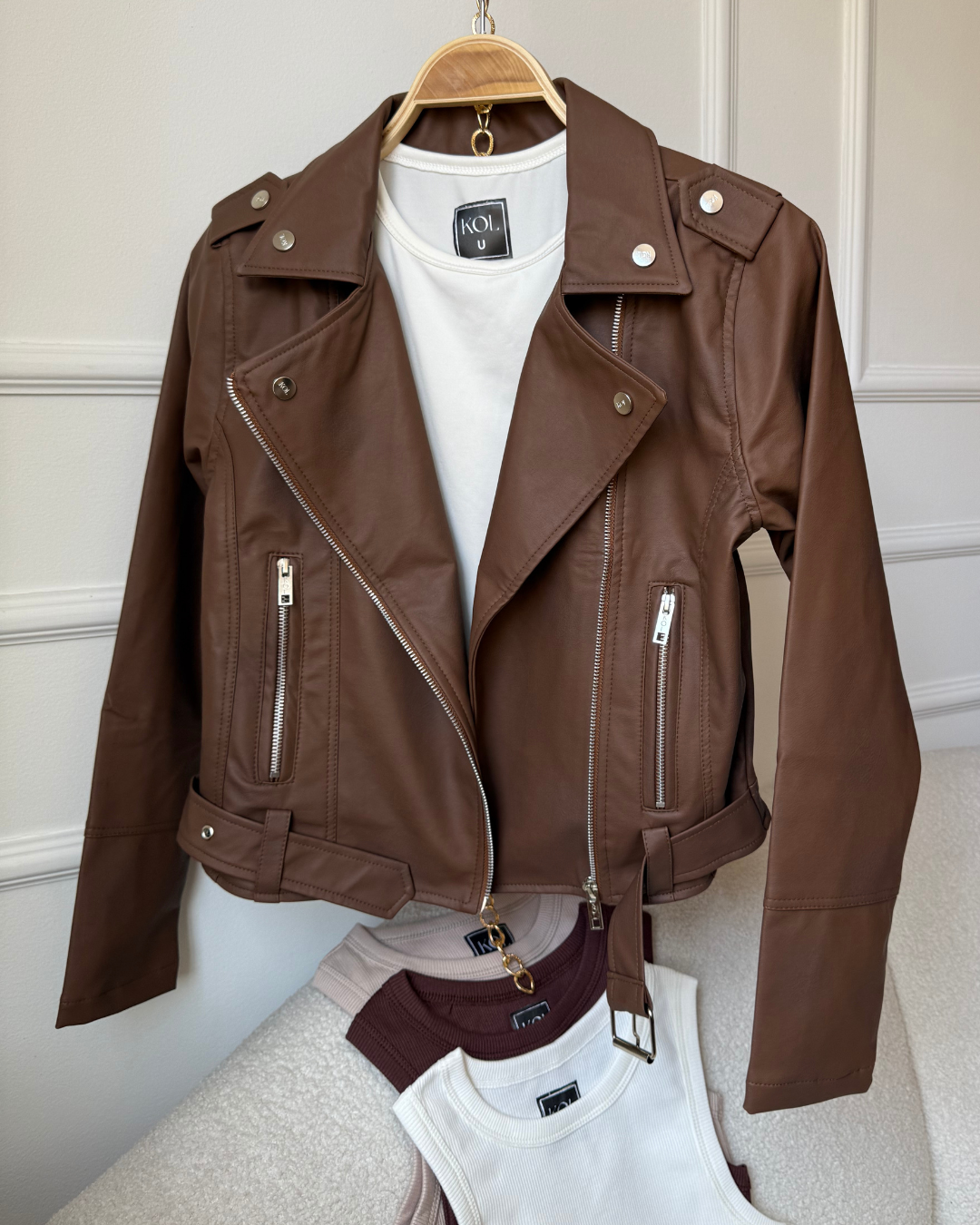 Combo Cazadora + Blusa Kol