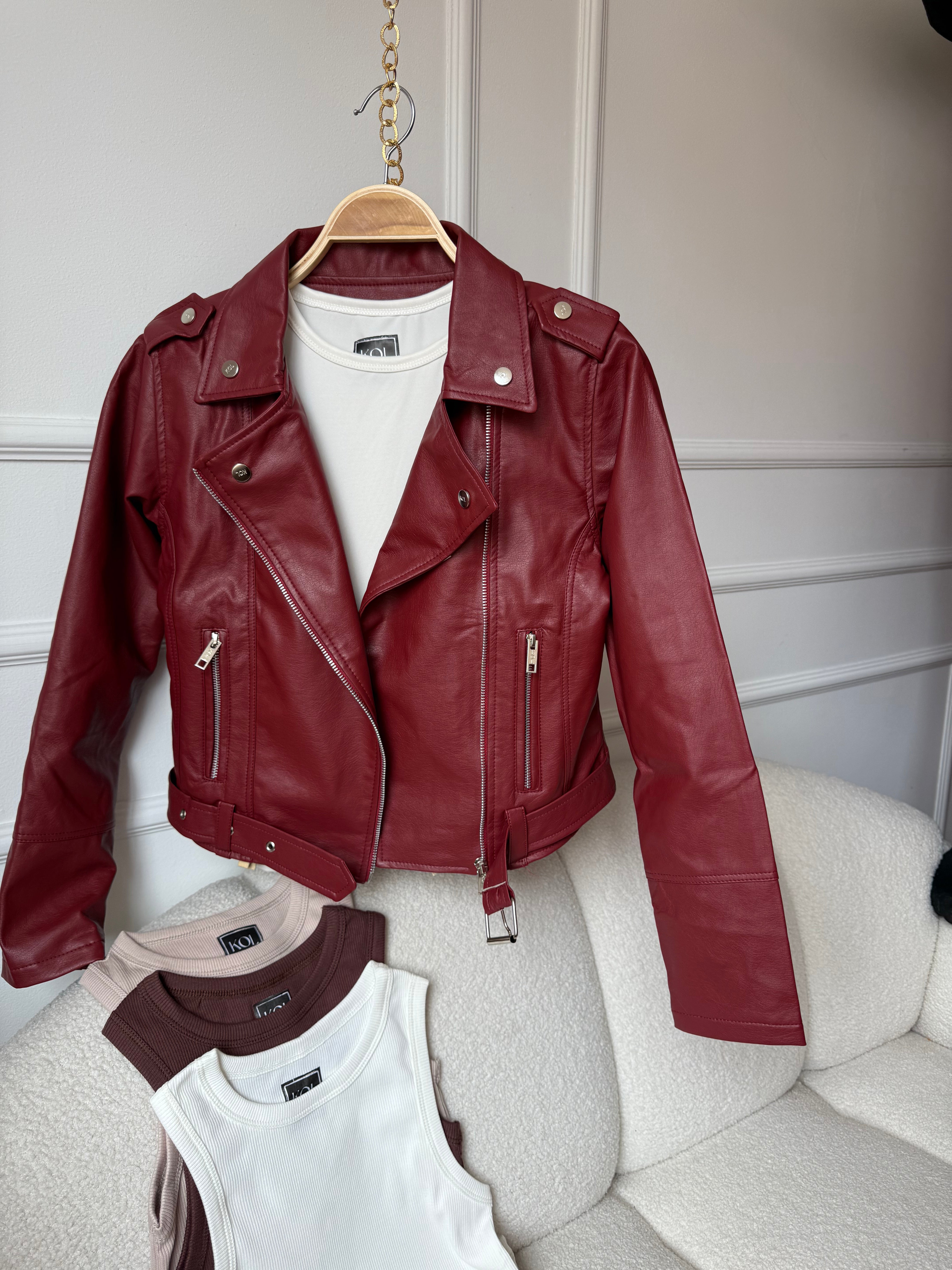 Combo Cazadora + Blusa Kol